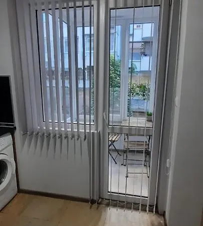 Downtown Studio Апартамент Варна